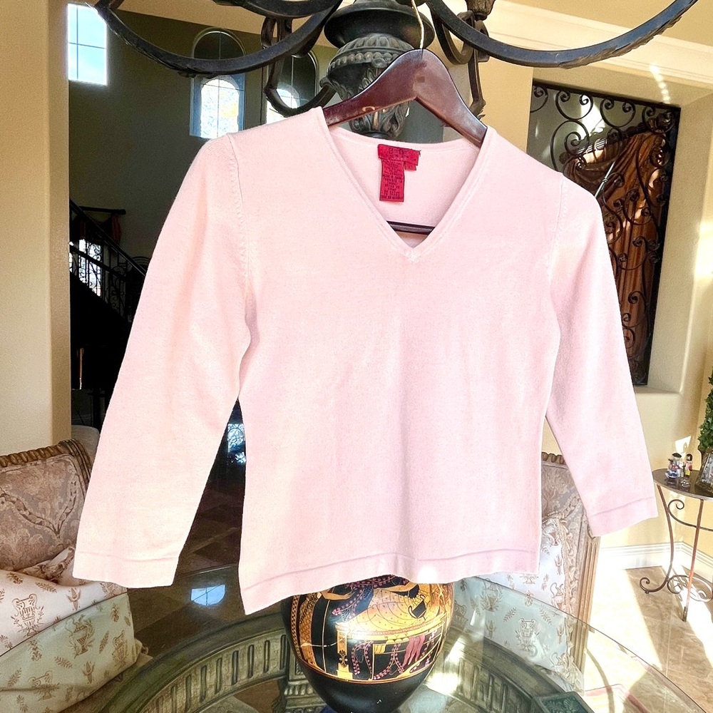 BCBG Max Azria  Cropped Pink Blush Women’s XS 3/4 sleeve knit sweater
